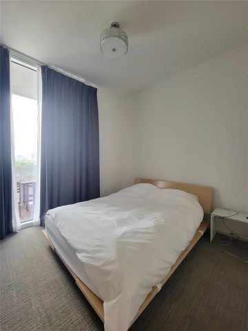 301 West Ave 1203, Austin, TX 78701
