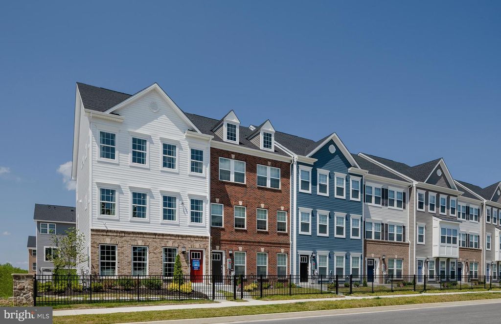 7708 JOHNNYCAKE RD, Windsor Mill, MD 21244
