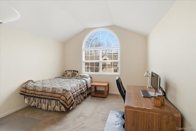 55 Tiffany Way, Nesconset, NY 11767