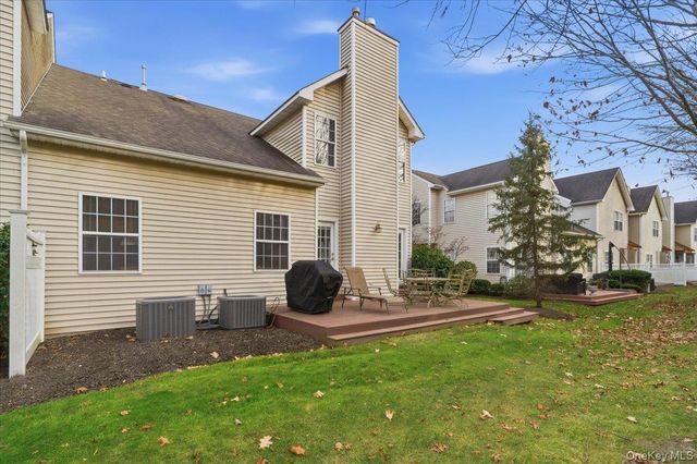 55 Tiffany Way, Nesconset, NY 11767