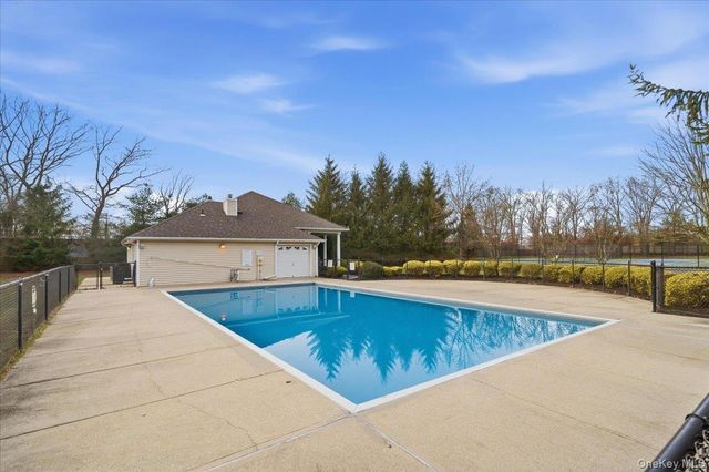 55 Tiffany Way, Nesconset, NY 11767