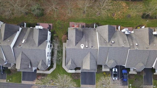 55 Tiffany Way, Nesconset, NY 11767