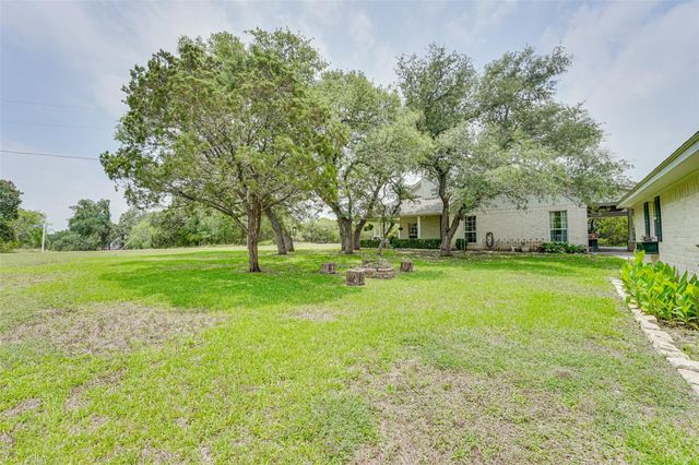 32018 Dove Trail, Whitney, TX 76692