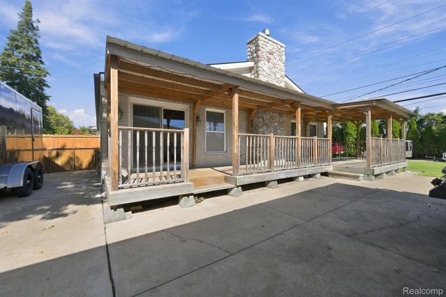 13904 Bernice Avenue, Warren, MI 48089