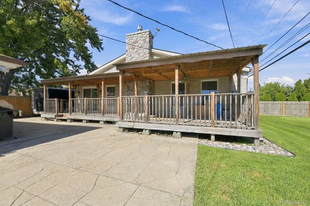 13904 Bernice Avenue, Warren, MI 48089