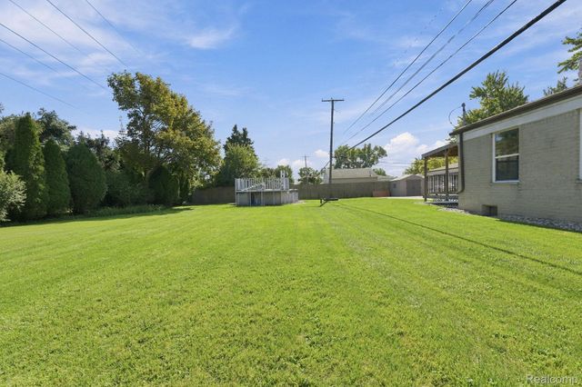 13904 Bernice Avenue, Warren, MI 48089