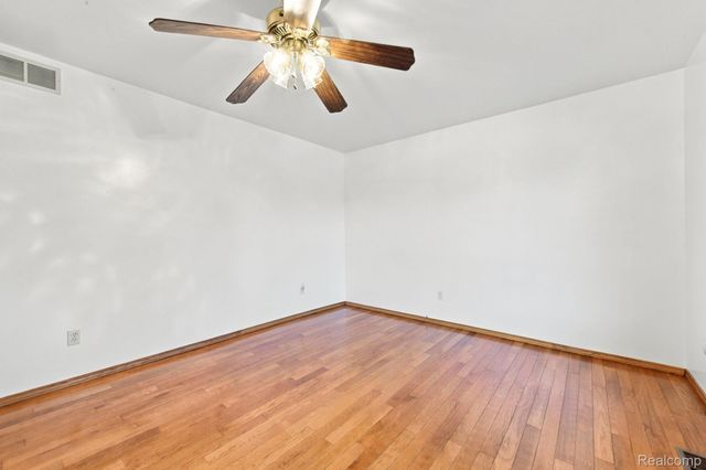 13904 Bernice Avenue, Warren, MI 48089