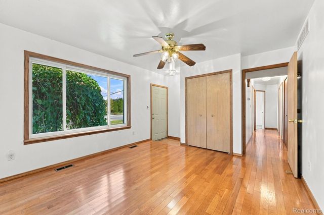 13904 Bernice Avenue, Warren, MI 48089