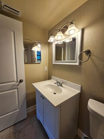 1681 Balfour Point Drive B, West Palm Beach, FL 33411