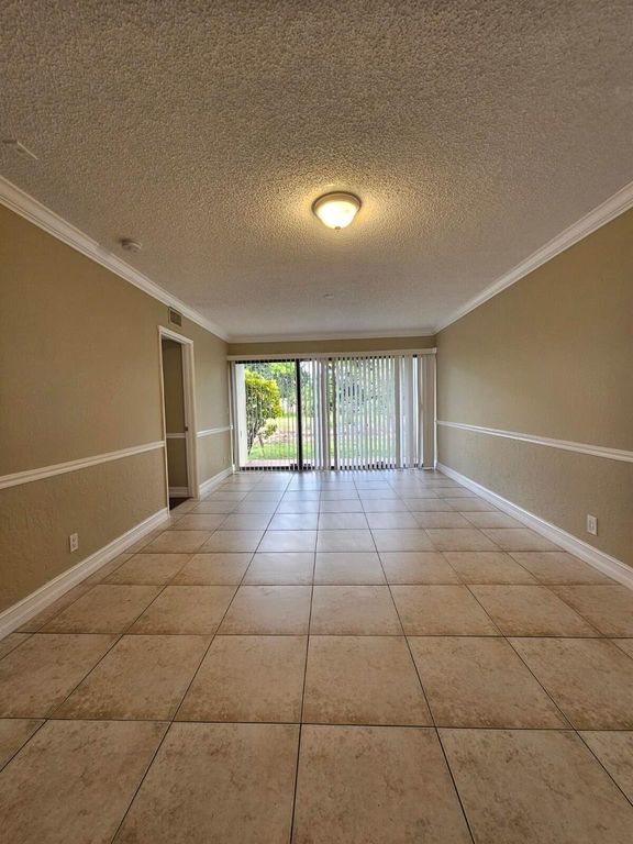 1681 Balfour Point Drive B, West Palm Beach, FL 33411