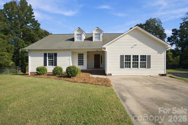 1829 Kenmore Drive, Statesville, NC 28625