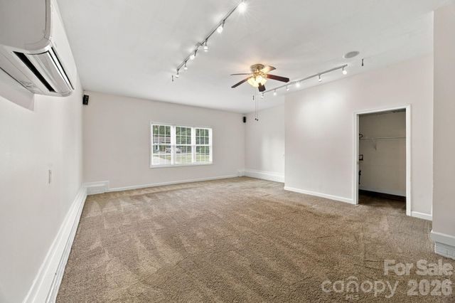 1829 Kenmore Drive, Statesville, NC 28625