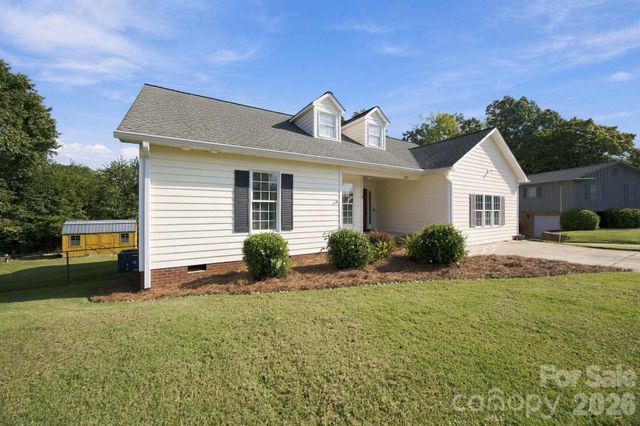 1829 Kenmore Drive, Statesville, NC 28625