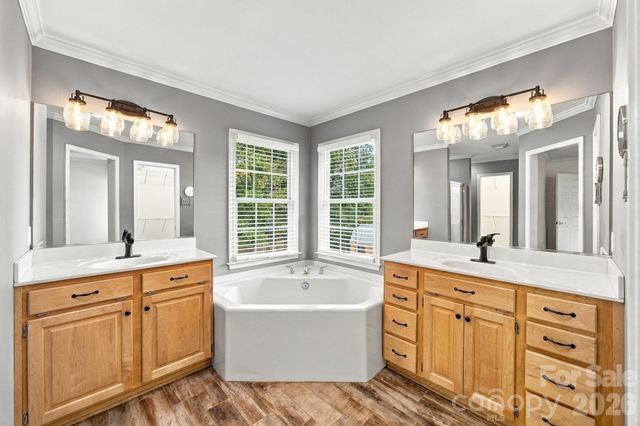 1829 Kenmore Drive, Statesville, NC 28625