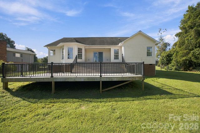 1829 Kenmore Drive, Statesville, NC 28625