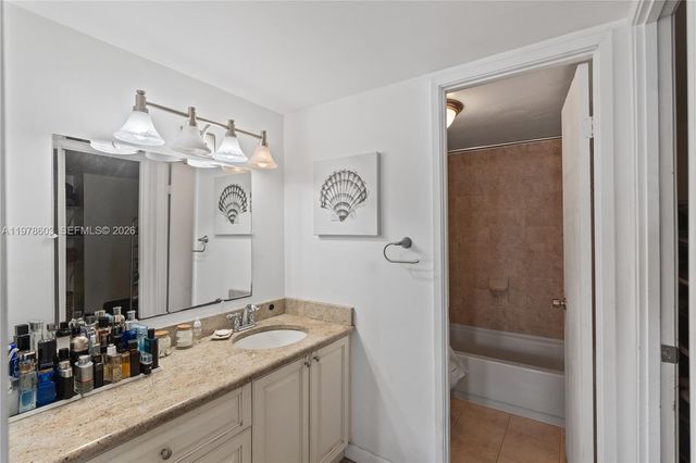 1351 NE Miami Gardens Dr 1226E, Miami, FL 33179