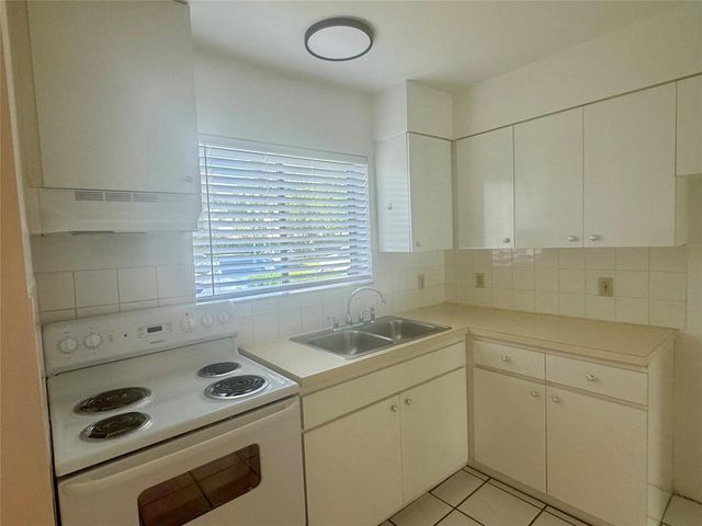 8807 NW 35th Street, Coral Springs, FL 33065