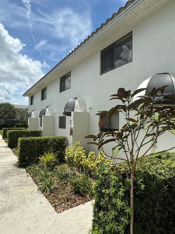 8807 NW 35th Street, Coral Springs, FL 33065