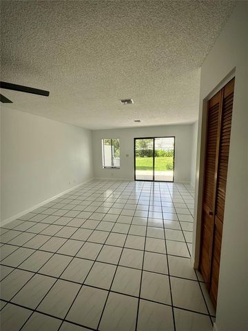 8807 NW 35th Street, Coral Springs, FL 33065