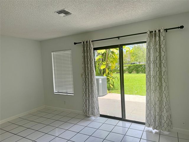 8807 NW 35th Street, Coral Springs, FL 33065