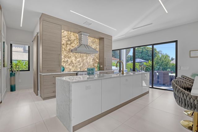 1161 Pine Point Road, Riviera Beach, FL 33404