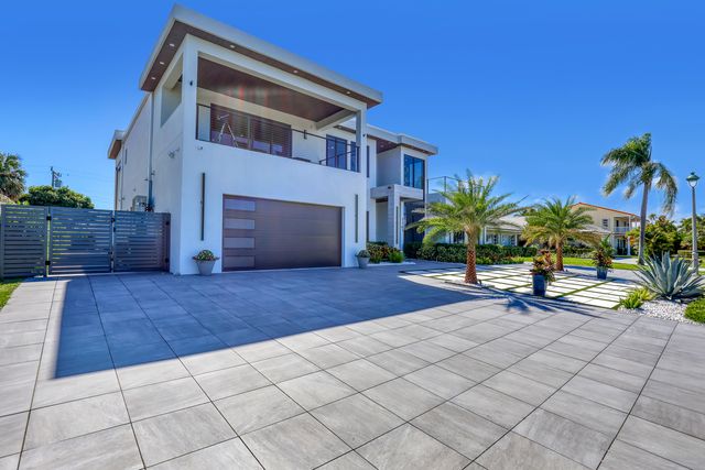 1161 Pine Point Road, Riviera Beach, FL 33404