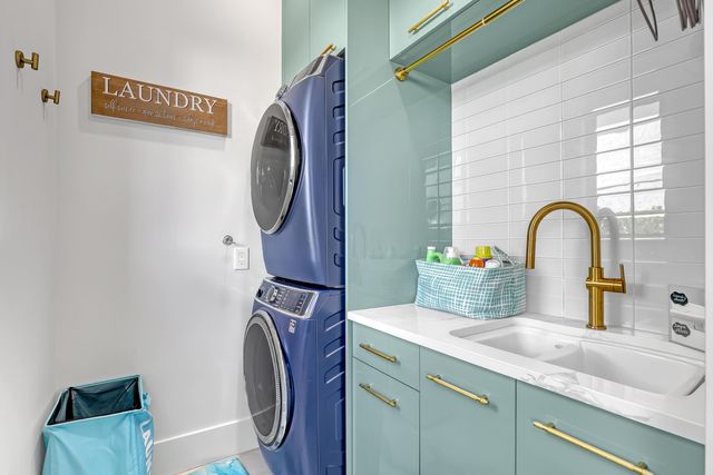 1161 Pine Point Road, Riviera Beach, FL 33404