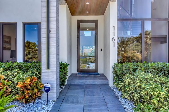 1161 Pine Point Road, Riviera Beach, FL 33404