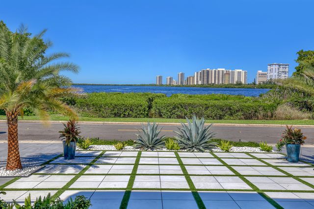 1161 Pine Point Road, Riviera Beach, FL 33404