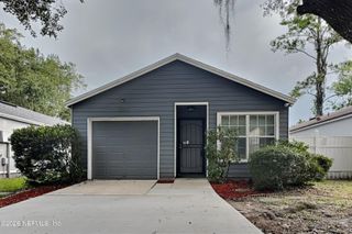 5629 ELLIS TRACE Drive, Jacksonville, FL 32205