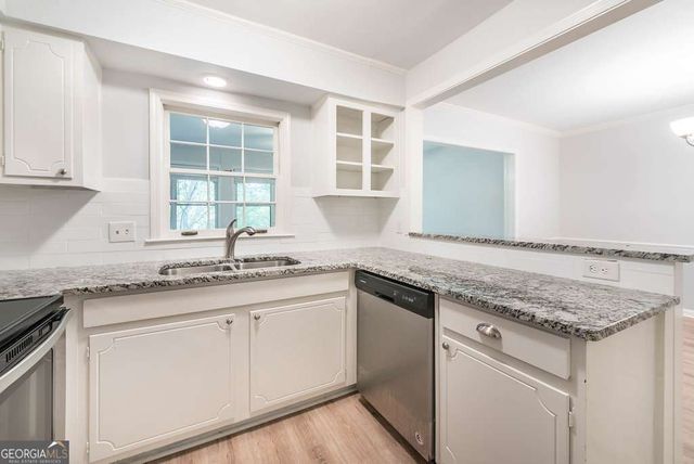 115 Rosaire Place NW, Atlanta, GA 30327