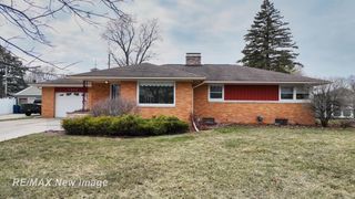 1808 S Farragut Street, Bay City, MI 48708