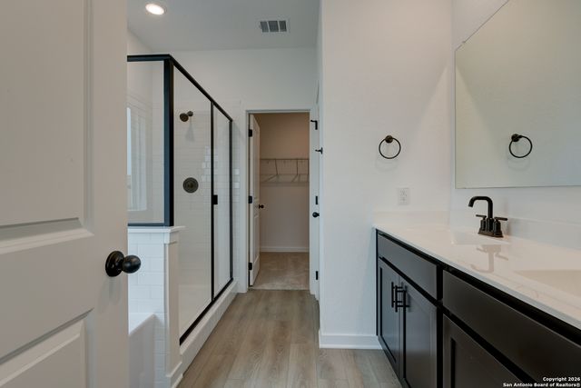 12848 Red Apple Rd., Schertz, TX 78154