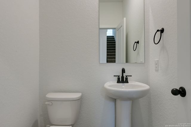 12848 Red Apple Rd., Schertz, TX 78154