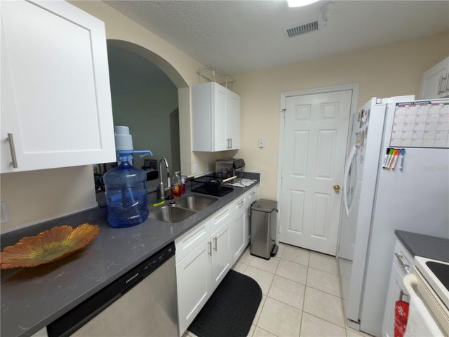 3930 SOUTHPOINTE DRIVE 205, Orlando, FL 32822