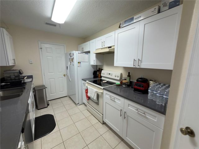 3930 SOUTHPOINTE DRIVE 205, Orlando, FL 32822