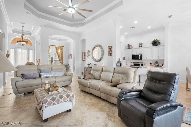 8095 Piedmont DR, Naples, FL 34104