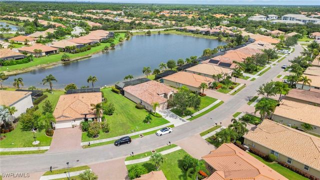 8095 Piedmont DR, Naples, FL 34104