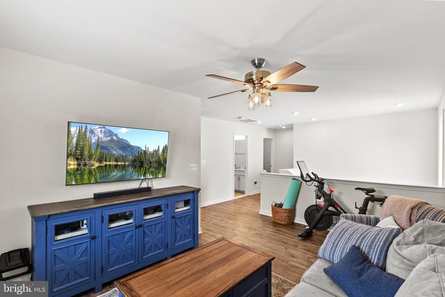 6355 POINTER LN, King George, VA 22485