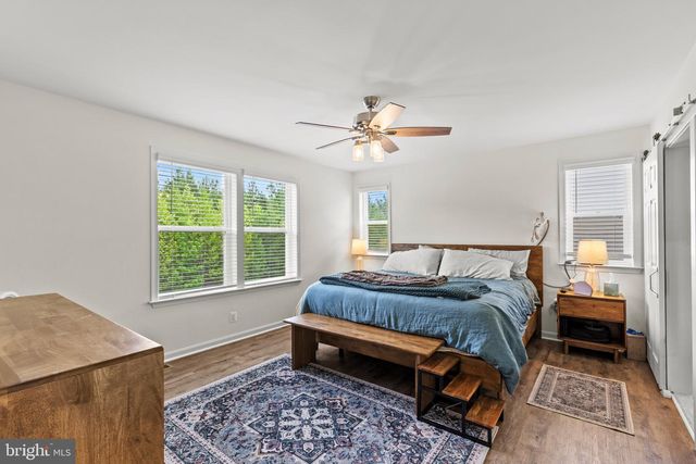 6355 POINTER LN, King George, VA 22485