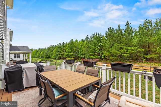 6355 POINTER LN, King George, VA 22485