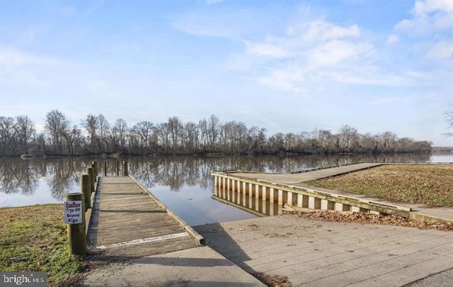 6355 POINTER LN, King George, VA 22485