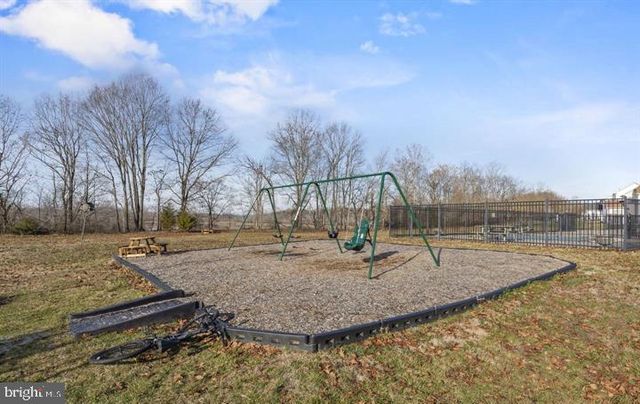 6355 POINTER LN, King George, VA 22485