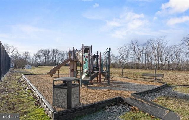 6355 POINTER LN, King George, VA 22485