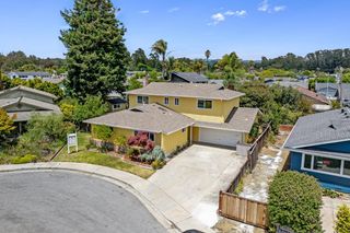 150 Sir Francis Court, Capitola, CA 95010