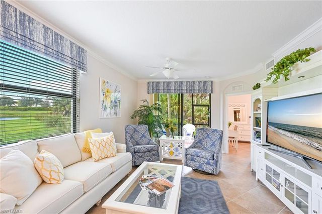 9834 Giaveno CIR 1711, Naples, FL 34113