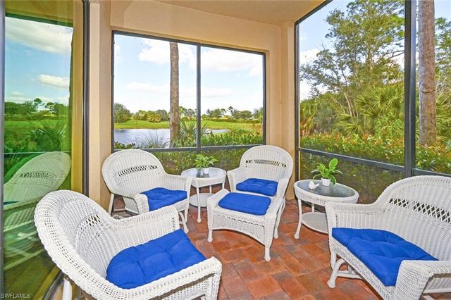 9834 Giaveno CIR 1711, Naples, FL 34113