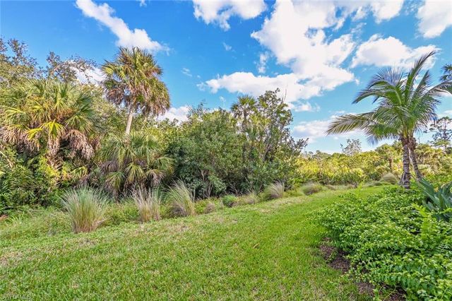 9834 Giaveno CIR 1711, Naples, FL 34113