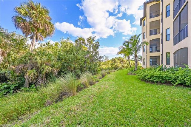 9834 Giaveno CIR 1711, Naples, FL 34113