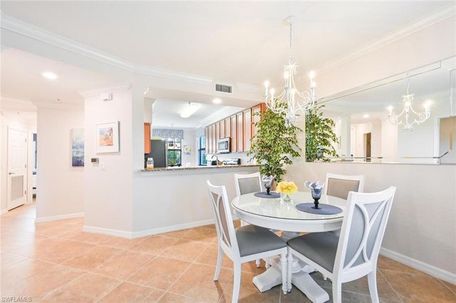 9834 Giaveno CIR 1711, Naples, FL 34113